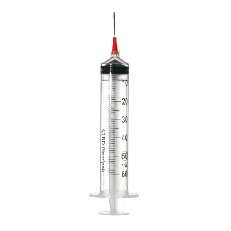 BD Plastipak™ with Aspiration Cannula 18G 1" | light-protected